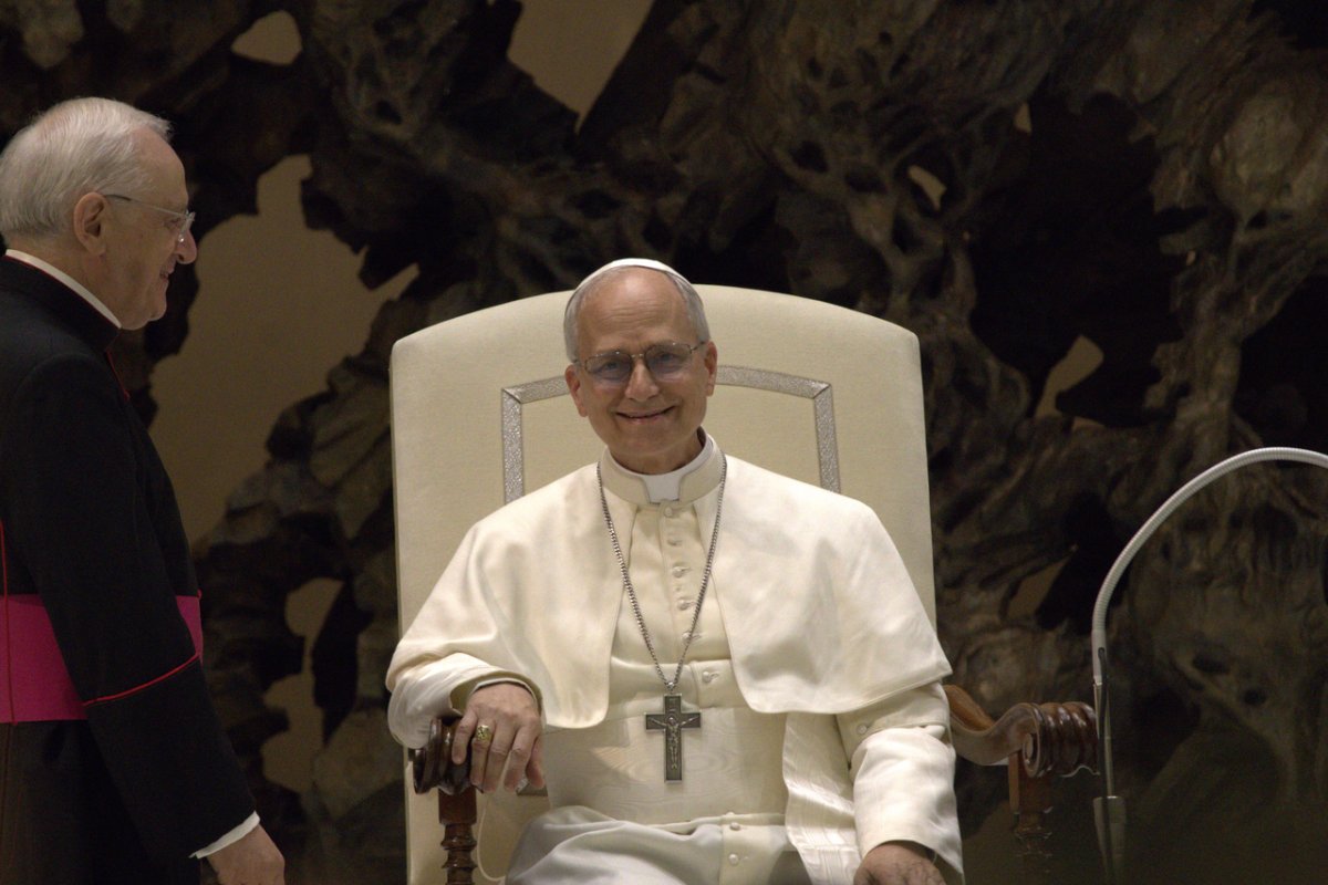 Leo XIV Condemned War in Barcelona and Is Flying to Meet Migrants at the Dock of Shame. The First American Pope Turned His Trip to Spain into a Message to Washington