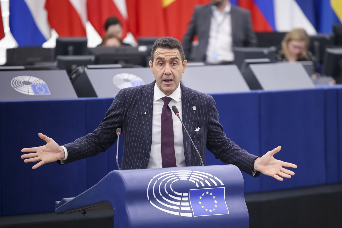 Vannacci's Party Wants to Abolish the Crime of Femicide and Threatens Meloni from the Right. The General's Rise Through the Eyes of La Repubblica