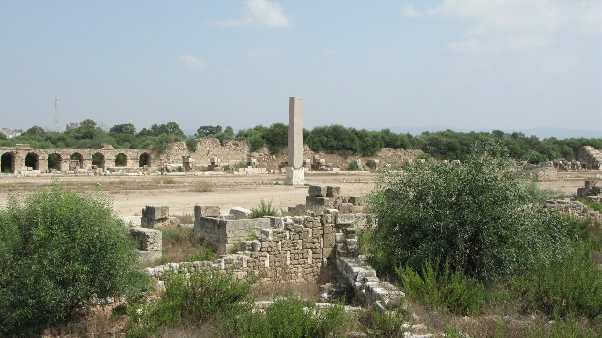 Israeli Airstrikes Devastate Ancient Tyre, the City Conquered by Alexander the Great. UNESCO Heritage Site Under Fire