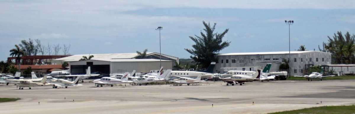 Plane crash in the Bahamas kills ten people. The accident coincided with a fire on another aircraft from the same company