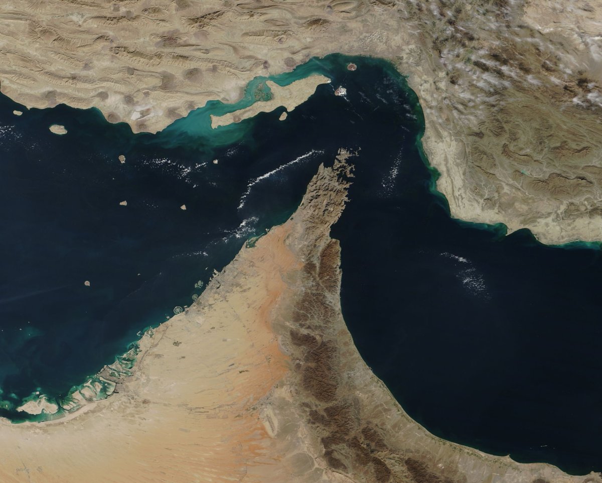Ceasefire with Iran collapses, USA bombs for sixth night. War now engulfs the Persian Gulf