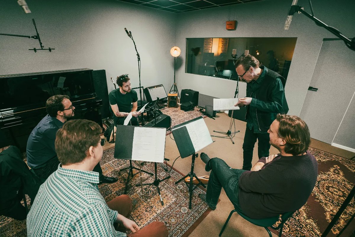 Spectrum Quartett releases Abduction of Europa, a melodrama for two actors and a string quartet