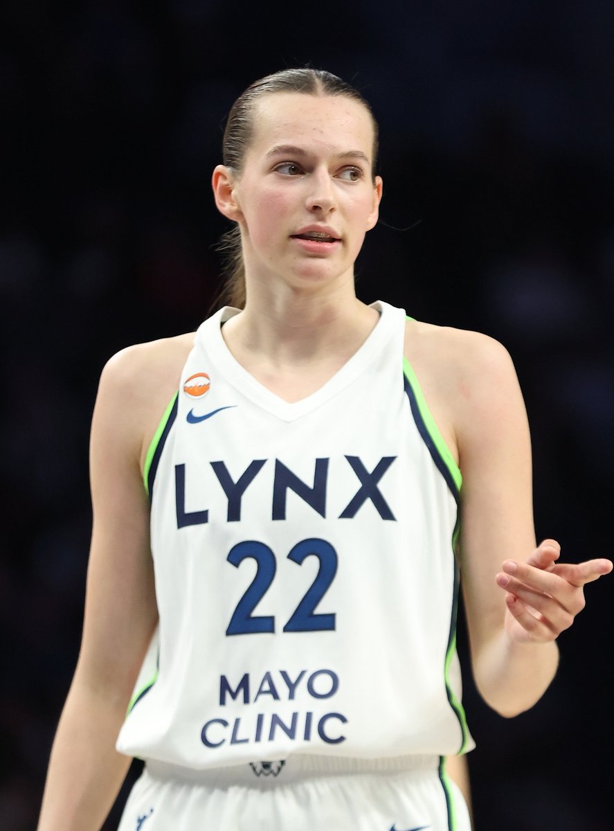 Satoranský is Basketballer of the Year for the Ninth Time, Čechová Celebrates Her First Victory