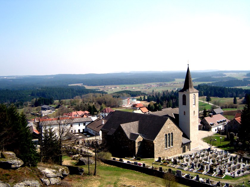 Czech Tourists Rescued by Police Helicopter Below Traunstein