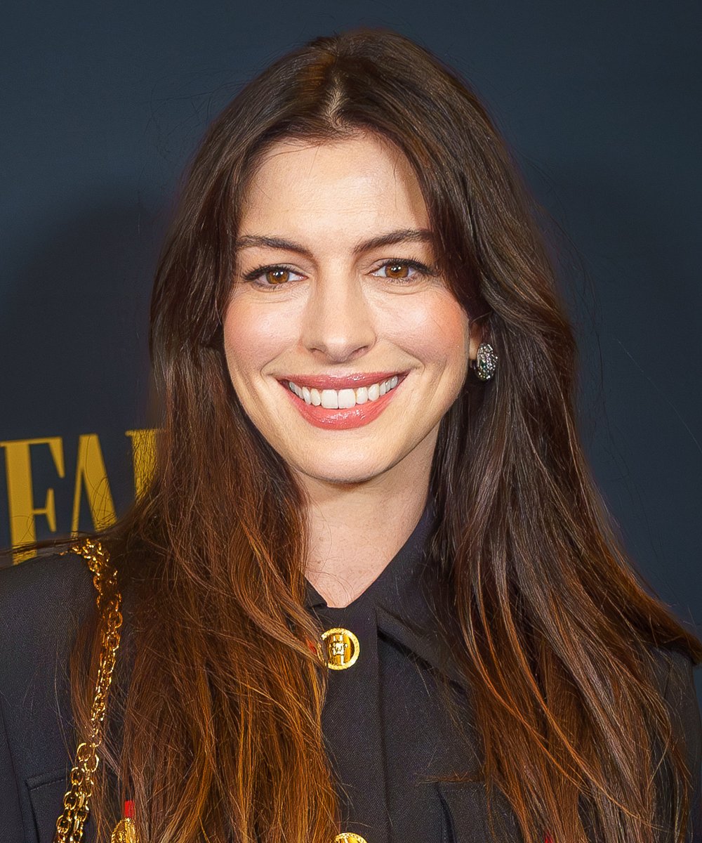 Anne Hathaway Responds to Pregnancy Belly Speculation