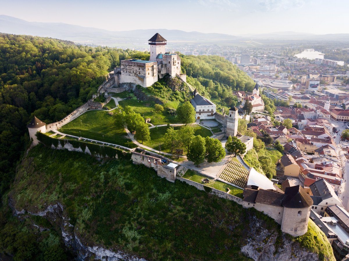 Trenčín has first win, Košice lost lead in Podbrezová