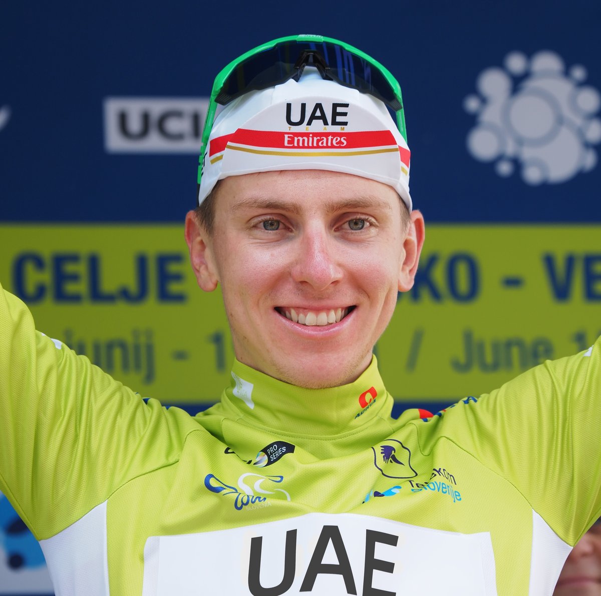 Pogačar ends season after fall at Vuelta