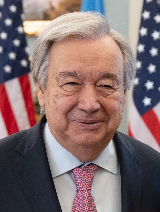 Guterres v New Yorku vyzval na ukončenie bojov a spoluprácu