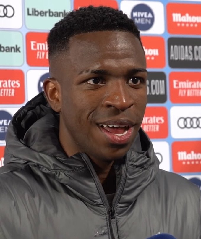 Vinícius skóroval proti Villarrealu, poté viděl červenou kartu