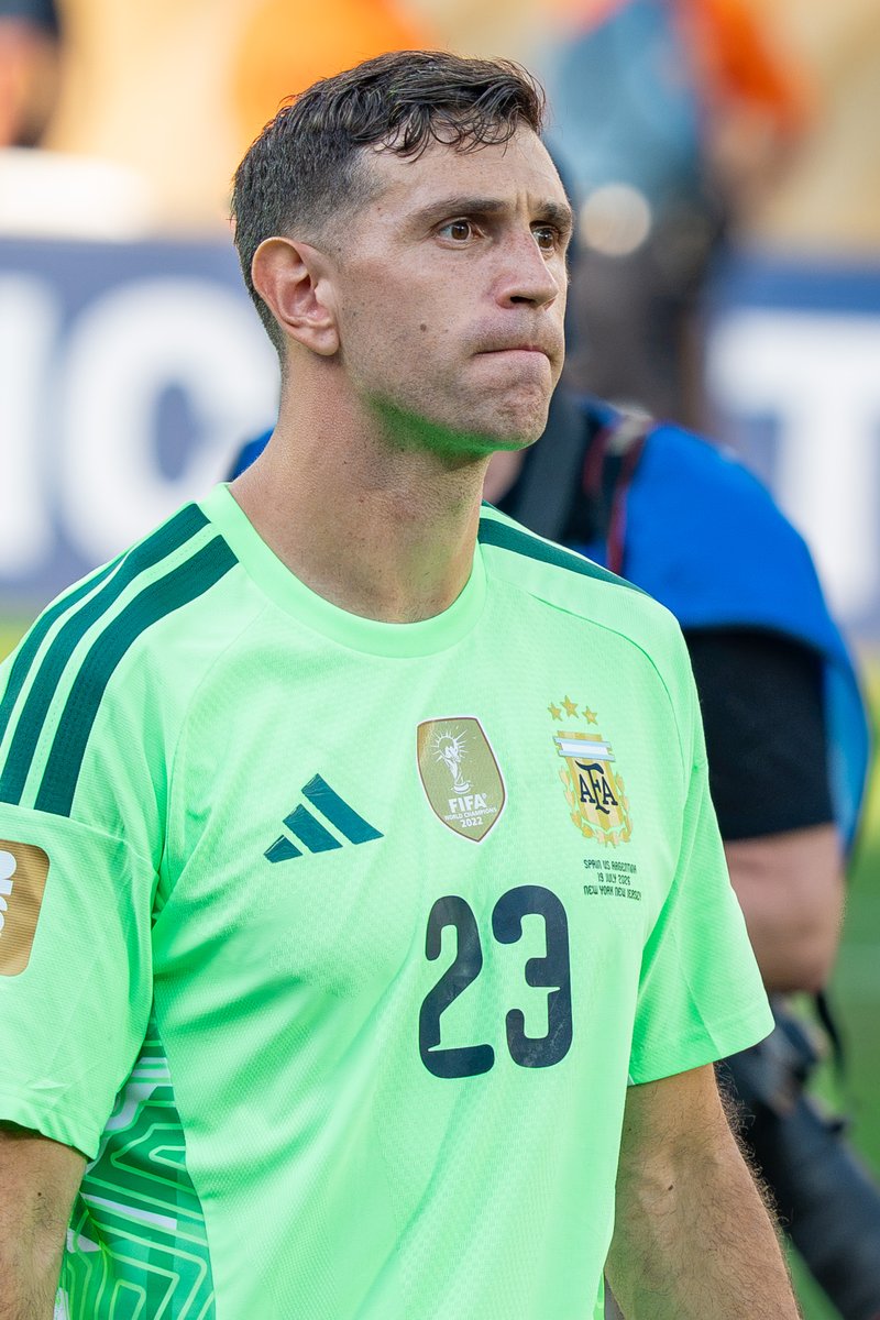 Emiliano Martínez po operácii čeľuste: Vrátiť sa chce o pár týždňov