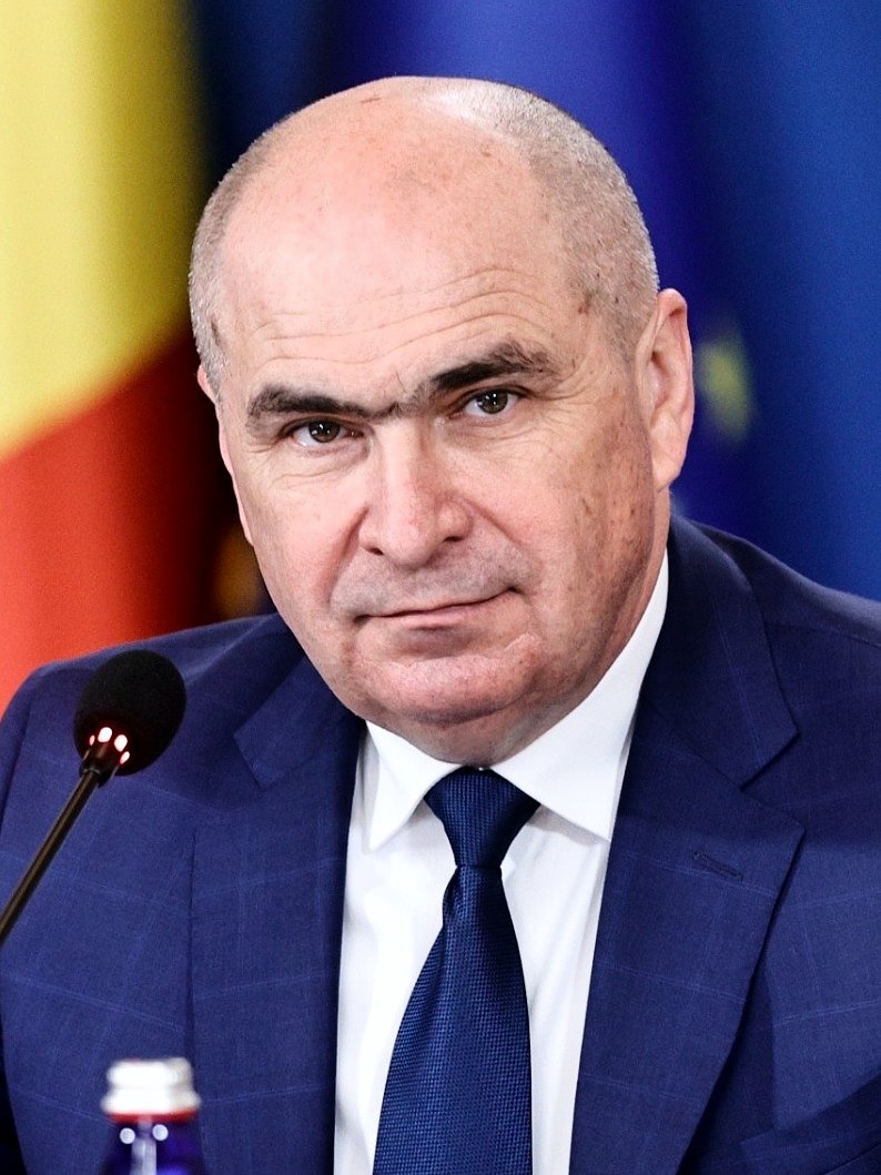 Romanian Parliament Approves Lucu Niculescu's Government After Crisis